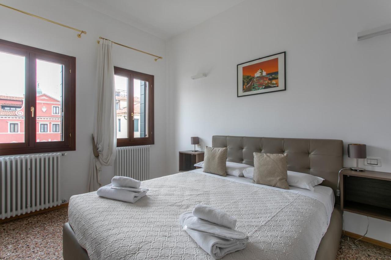 Residenza Pomponi Deluxe Apartment Venice Luaran gambar