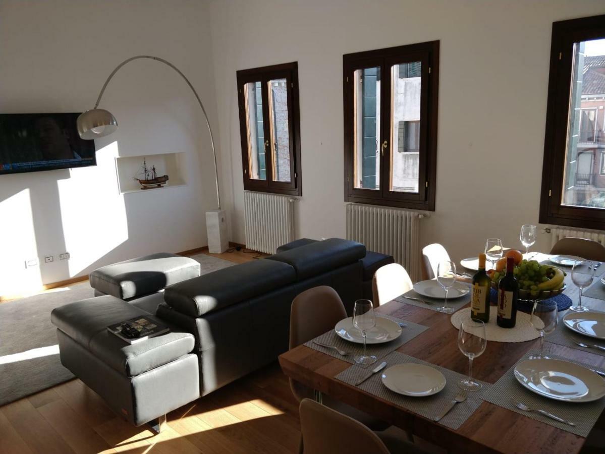 Residenza Pomponi Deluxe Apartment Venice Luaran gambar