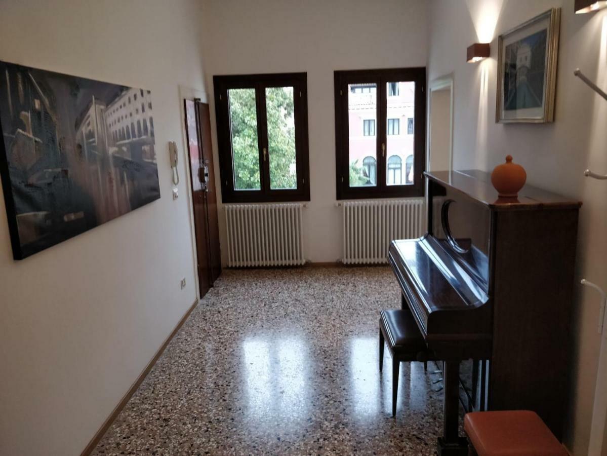 Residenza Pomponi Deluxe Apartment Venice Luaran gambar