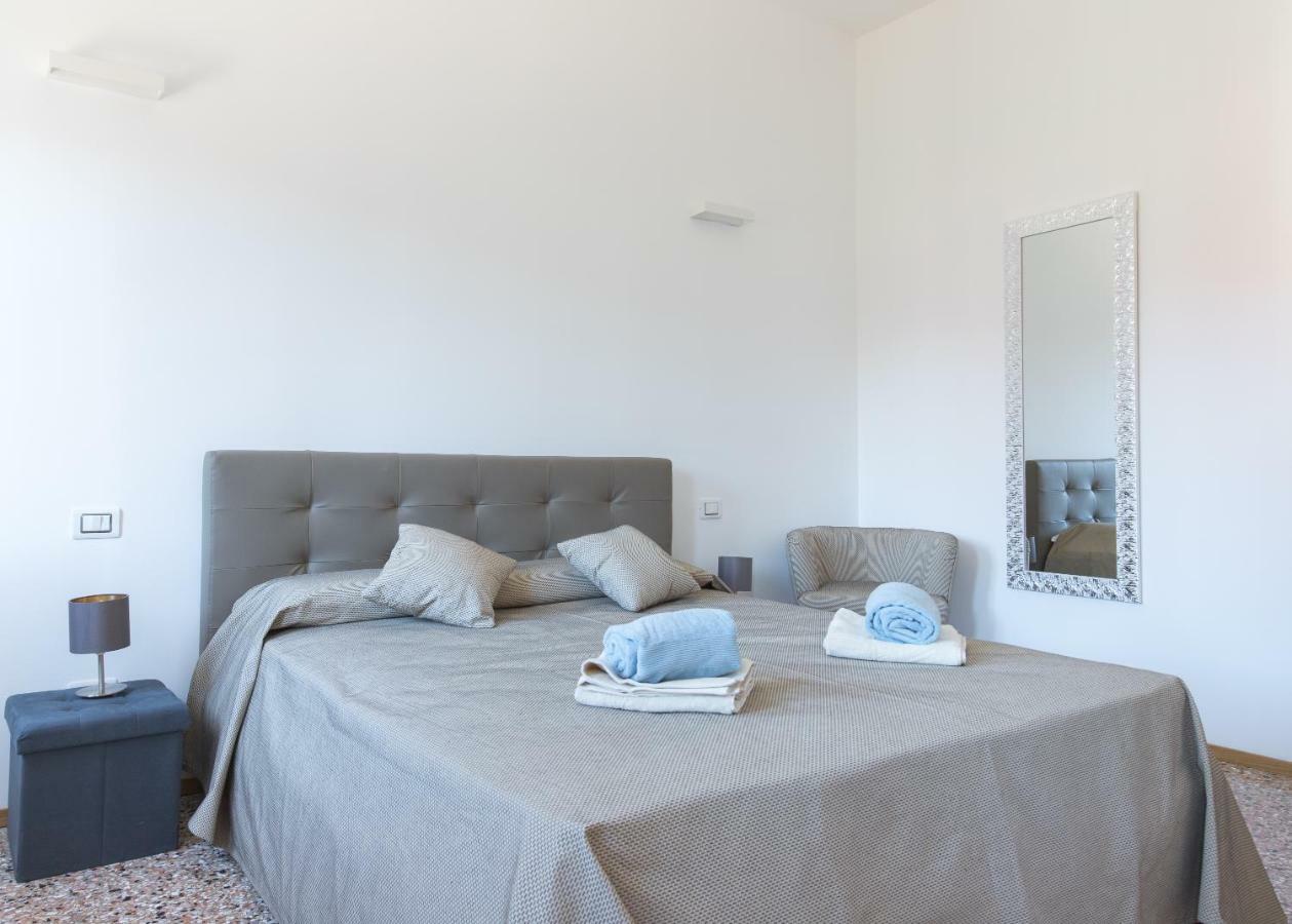 Residenza Pomponi Deluxe Apartment Venice Luaran gambar